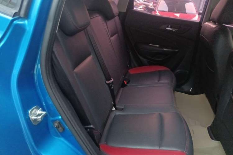 Used CHANGAN CS15 2016 1.5L Manual Fashion Edition Right Rear Seat