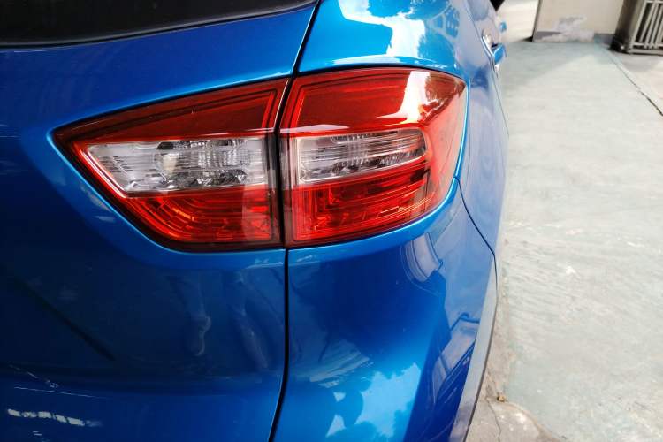 Used CHANGAN CS15 2016 1.5L Automatic Fashion Edition Right Rear Taillight