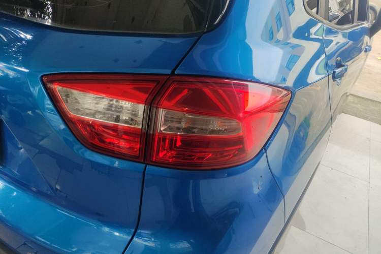 Used CHANGAN CS15 2016 1.5L Manual Fashion Edition Right Rear Taillight