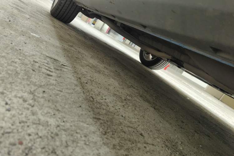 Used CHANGAN CS15 2016 1.5L Manual Fashion Edition Right Side Sill