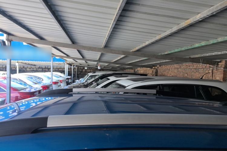 Used CHANGAN CS15 2016 1.5L Automatic Fashion Edition Roof