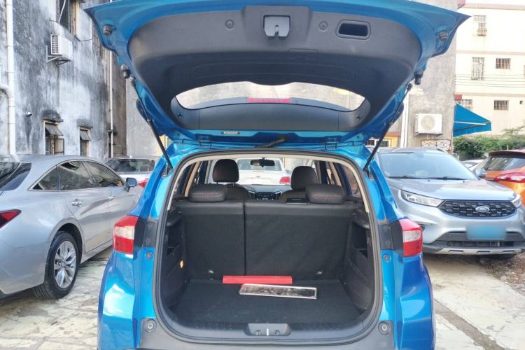 Used CHANGAN CS15 2016 1.5L Manual Fashion Edition Trunk
