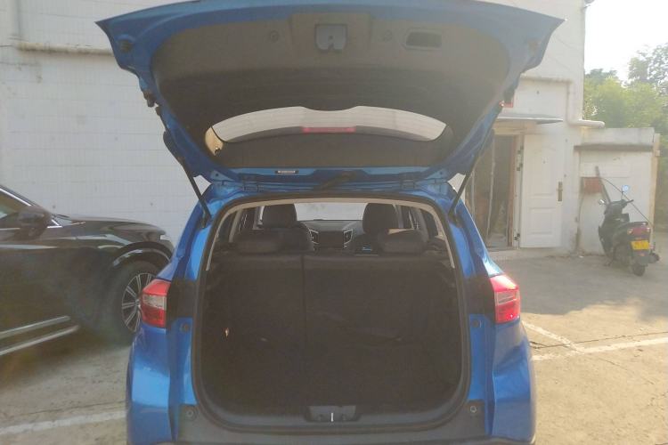 Used CHANGAN CS15 2016 1.5L Manual Fashion Edition Trunk