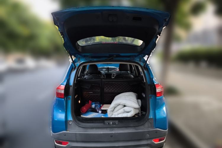 Used CHANGAN CS15 2016 1.5L Manual Fashion Edition Trunk