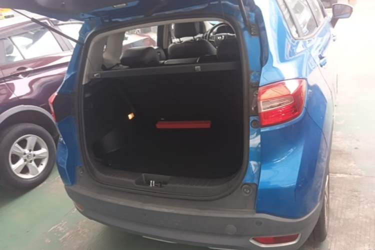 Used CHANGAN CS15 2016 1.5L Manual Luxury Edition Trunk