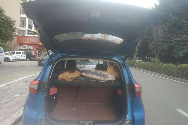 Used CHANGAN CS15 2016 1.5L Manual Luxury Edition Trunk