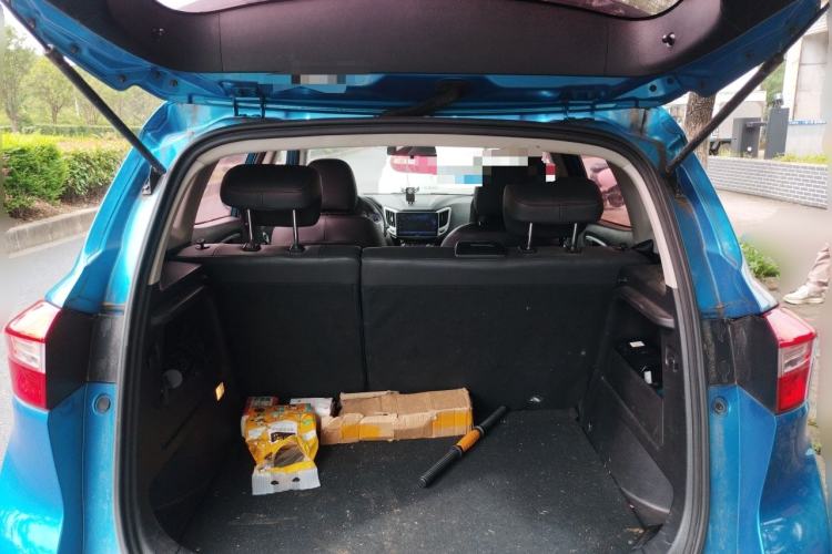 Used CHANGAN CS15 2016 1.5L Manual Fashion Edition Trunk