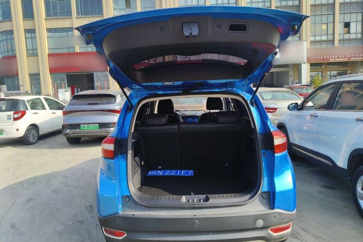 Used CHANGAN CS15 2016 1.5L Manual Fashion Edition Trunk