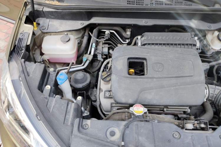 Used CHANGAN CS15 2016 1.5L Automatic Luxury Edition Engine Bay Right