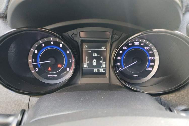 Used CHANGAN CS15 2016 1.5L Automatic Luxury Edition Instrument Cluster