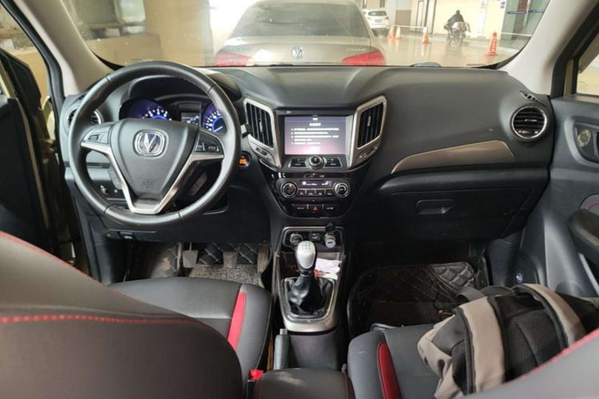 Used CHANGAN CS15 2016 1.5L Manual Fashion Edition Center Console