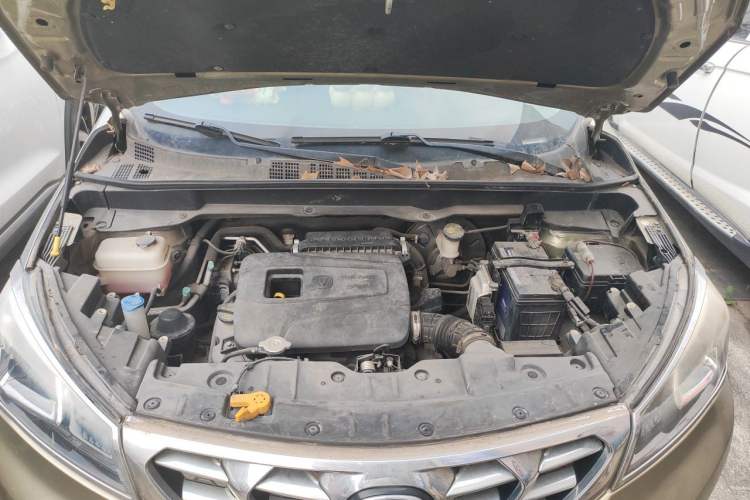 Used CHANGAN CS15 2016 1.5L Automatic Luxury Edition Engine Bay