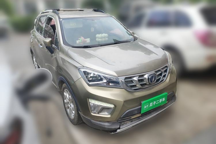 Used CHANGAN CS15 2016 1.5L Automatic Luxury Edition Front Right 45 Deg
