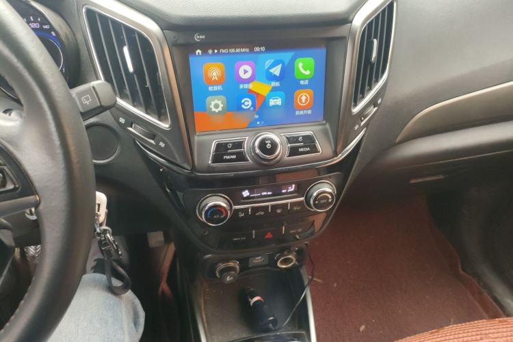Used CHANGAN CS15 2016 1.5L Manual Luxury Edition Audio And AC Panel