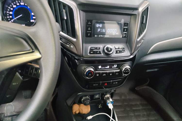 Used CHANGAN CS15 2016 1.5L Manual Fashion Edition Audio And AC Panel