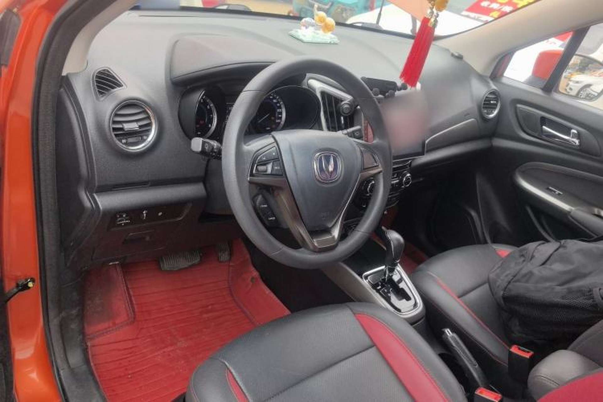 Used CHANGAN CS15 2016 1.5L Automatic Fashion Edition Center Console