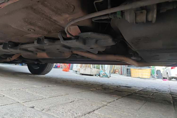 Used CHANGAN CS15 2016 1.5L Automatic Fashion Edition Chassis Rear Left