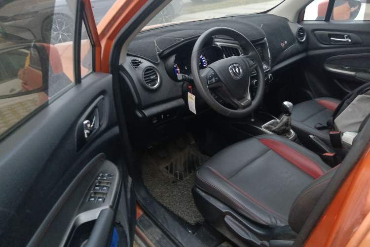 Used CHANGAN CS15 2016 1.5L Manual Fashion Edition Driver Seat