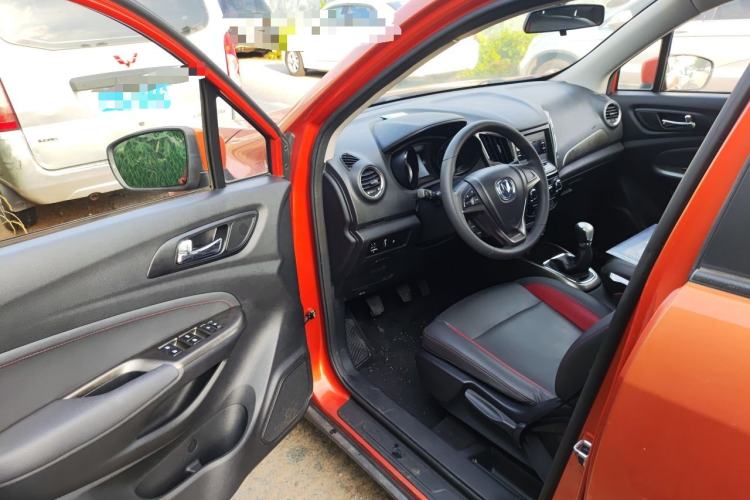 Used CHANGAN CS15 2016 1.5L Manual Fashion Edition Driver Seat