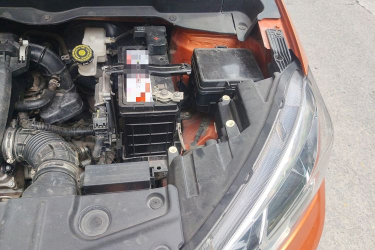Used CHANGAN CS15 2016 1.5L Manual Fashion Edition Engine Bay Left