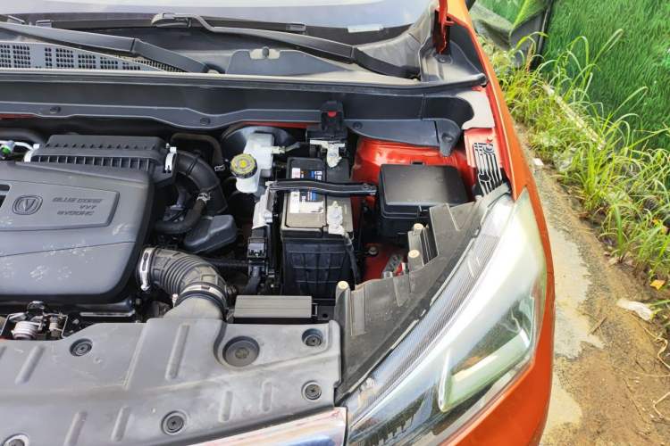 Used CHANGAN CS15 2016 1.5L Manual Fashion Edition Engine Bay Left