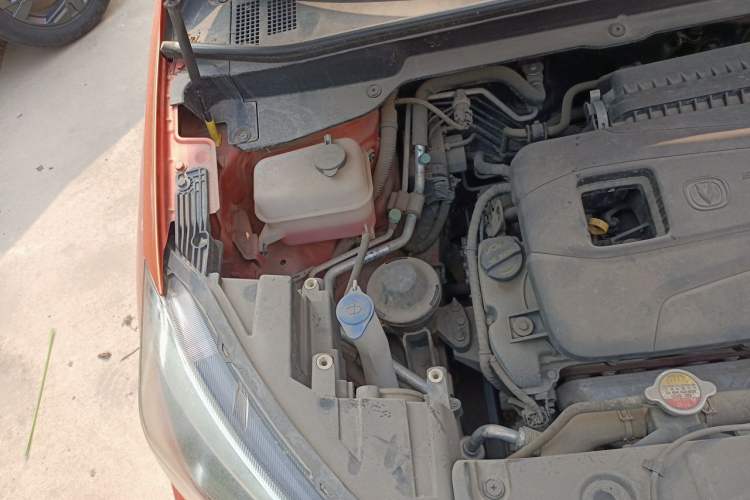 Used CHANGAN CS15 2016 1.5L Manual Fashion Edition Engine Bay Right