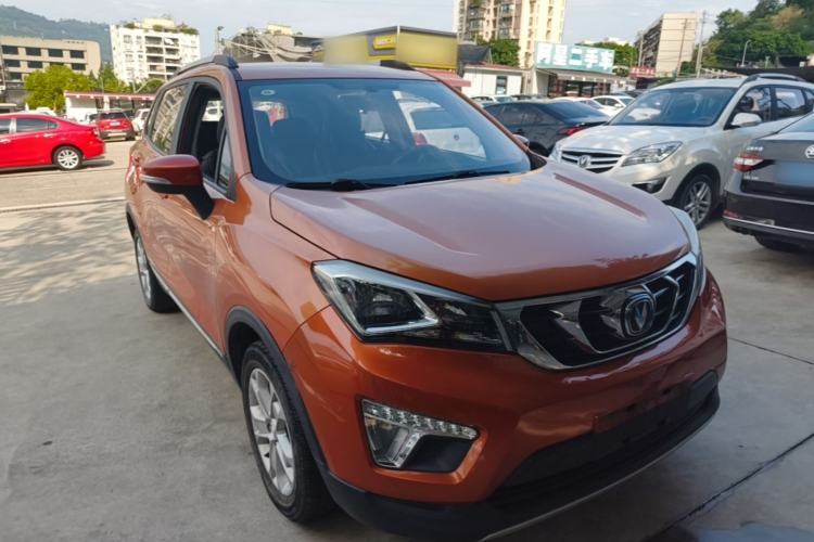 Used CHANGAN CS15 2016 1.5L Manual Fashion Edition Front Right 45 Deg