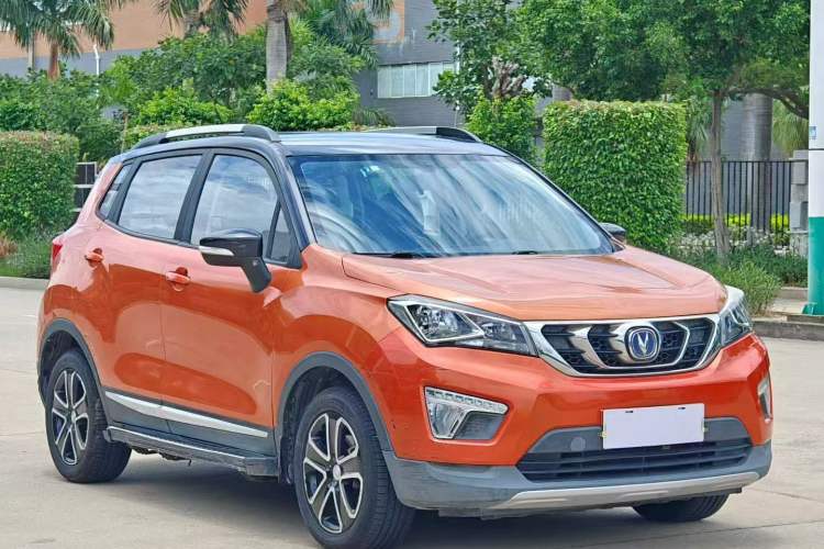Used CHANGAN CS15 2016 1.5L Manual Fashion Edition Front Right 45 Deg