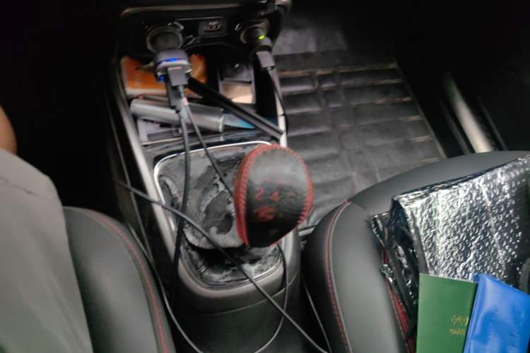 Used CHANGAN CS15 2016 1.5L Manual Fashion Edition Gear Lever