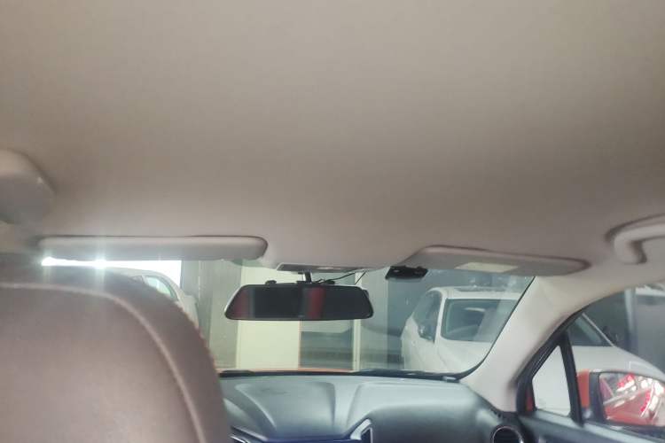 Used CHANGAN CS15 2016 1.5L Automatic Fashion Edition Headliner