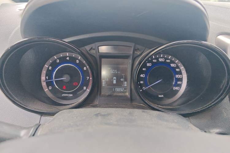 Used CHANGAN CS15 2016 1.5L Manual Fashion Edition Instrument Cluster