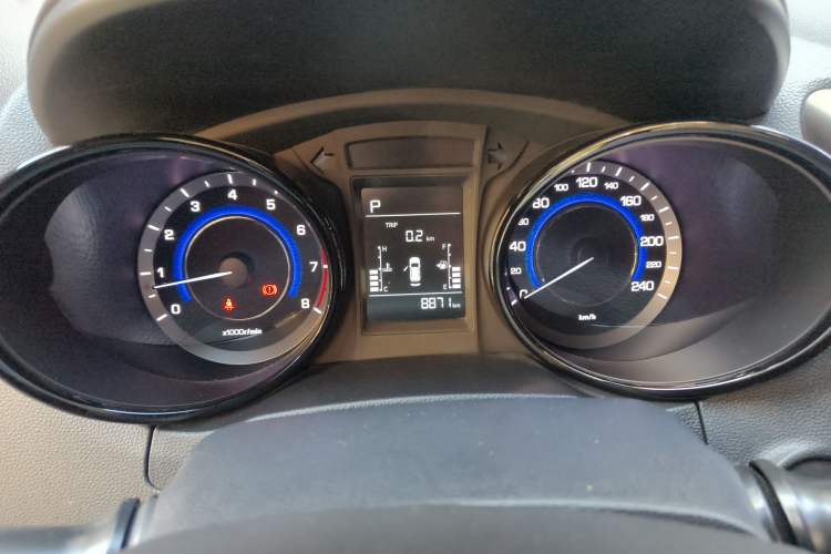 Used CHANGAN CS15 2016 1.5L Automatic Fashion Edition Instrument Cluster