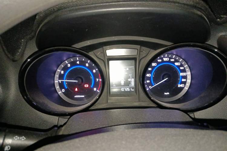 Used CHANGAN CS15 2016 1.5L Manual Fashion Edition Instrument Cluster