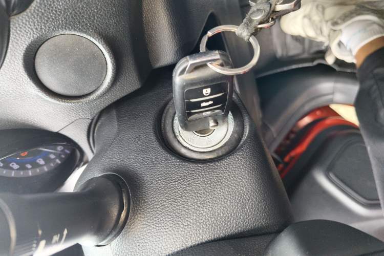 Used CHANGAN CS15 2016 1.5L Manual Luxury Edition Interior 1