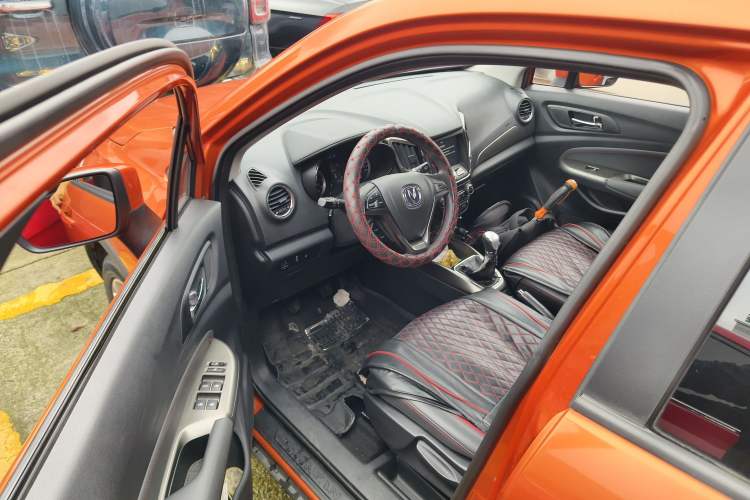 Used CHANGAN CS15 2016 1.5L Manual Luxury Edition Interior 3