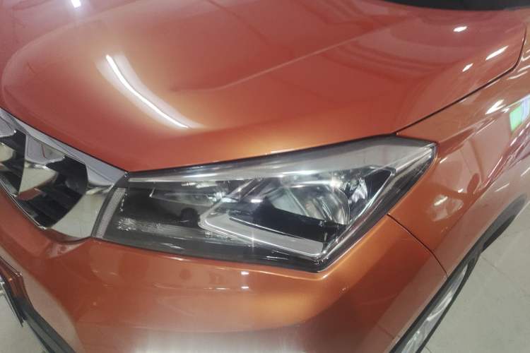 Used CHANGAN CS15 2016 1.5L Automatic Fashion Edition Left Front Headlight