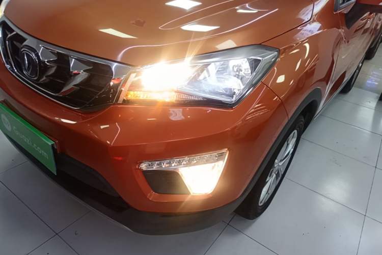 Used CHANGAN CS15 2016 1.5L Manual Fashion Edition Left Front Headlight