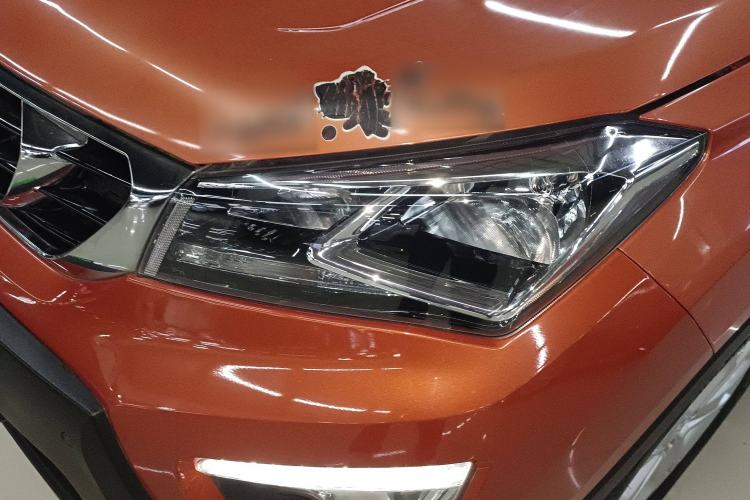 Used CHANGAN CS15 2016 1.5L Manual Luxury Edition Left Front Headlight