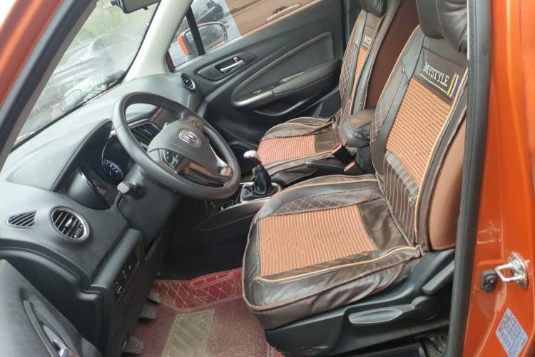 Used CHANGAN CS15 2016 1.5L Manual Luxury Edition Left Front Seat
