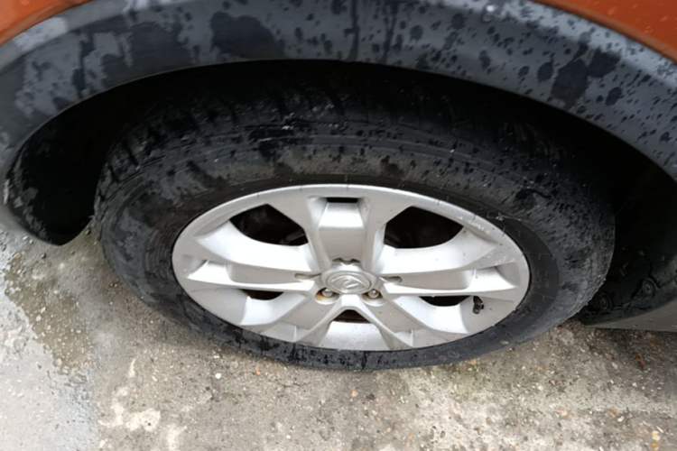 Used CHANGAN CS15 2016 1.5L Manual Fashion Edition Left Front Wheel Hub