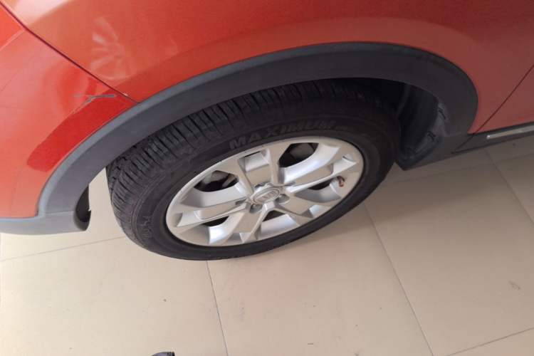 Used CHANGAN CS15 2016 1.5L Automatic Fashion Edition Left Front Wheel Hub