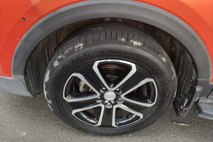 Used CHANGAN CS15 2016 1.5L Manual Fashion Edition Left Front Wheel Hub