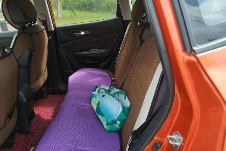 Used CHANGAN CS15 2016 1.5L Automatic Fashion Edition Left Rear Seat