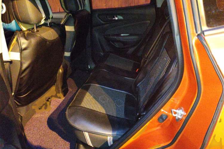 Used CHANGAN CS15 2016 1.5L Automatic Fashion Edition Left Rear Seat
