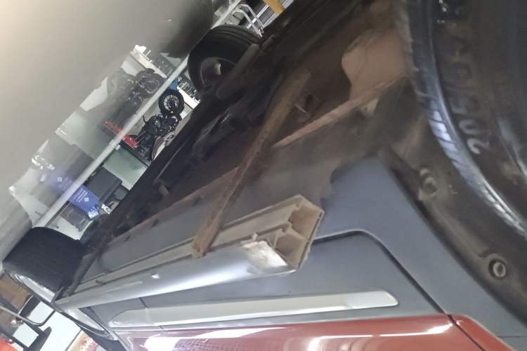 Used CHANGAN CS15 2016 1.5L Manual Luxury Edition Left Side Sill