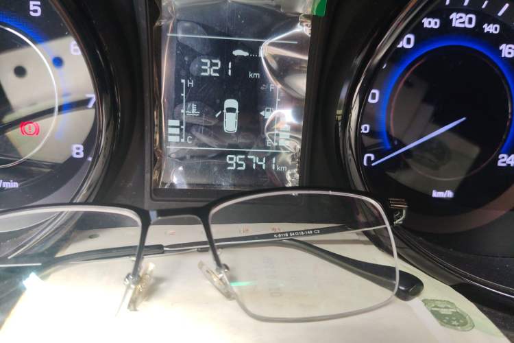 Used CHANGAN CS15 2016 1.5L Manual Fashion Edition Odometer Close Up