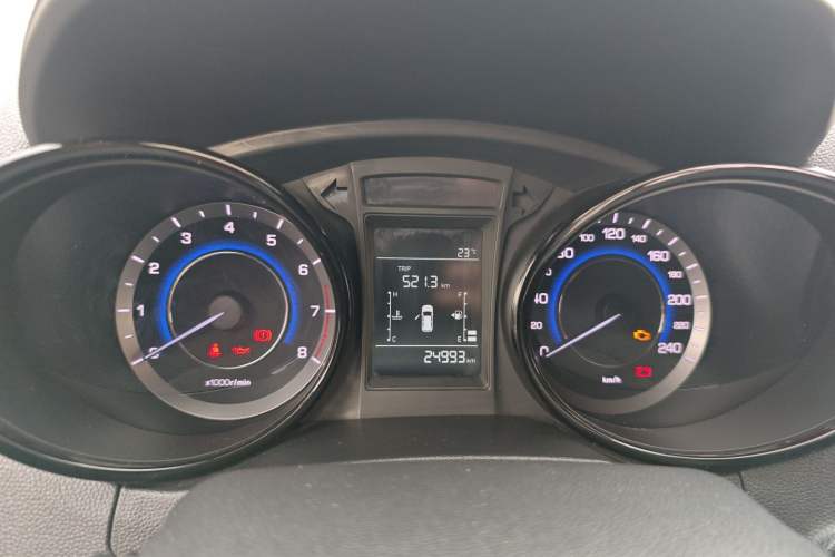 Used CHANGAN CS15 2016 1.5L Manual Luxury Edition Odometer Close Up