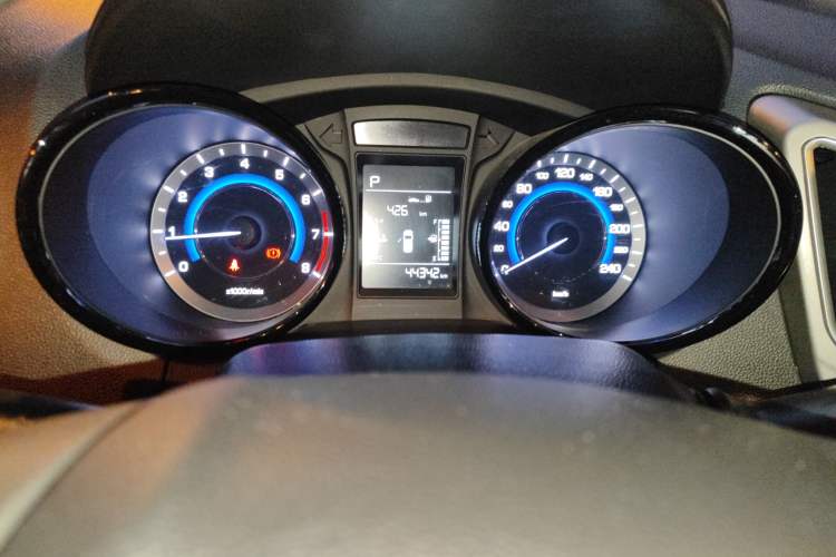 Used CHANGAN CS15 2016 1.5L Automatic Fashion Edition Odometer Close Up