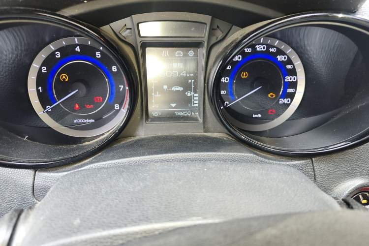 Used CHANGAN CS15 2016 1.5L Manual Luxury Edition Odometer Close Up