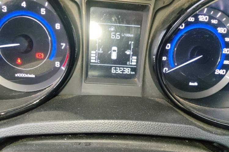 Used CHANGAN CS15 2016 1.5L Manual Fashion Edition Odometer Close Up